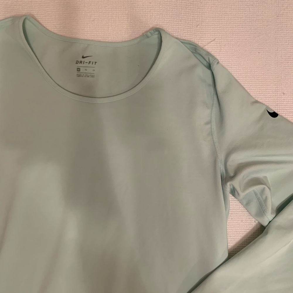 Nike Therma Long Sleeve